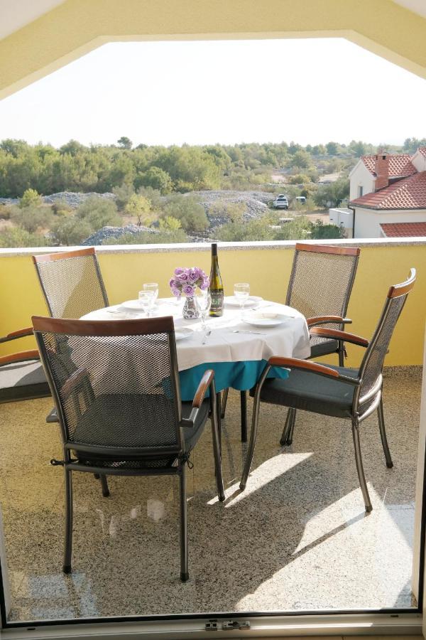 Apartments Gabrijel โวดีเซ ภายนอก รูปภาพ